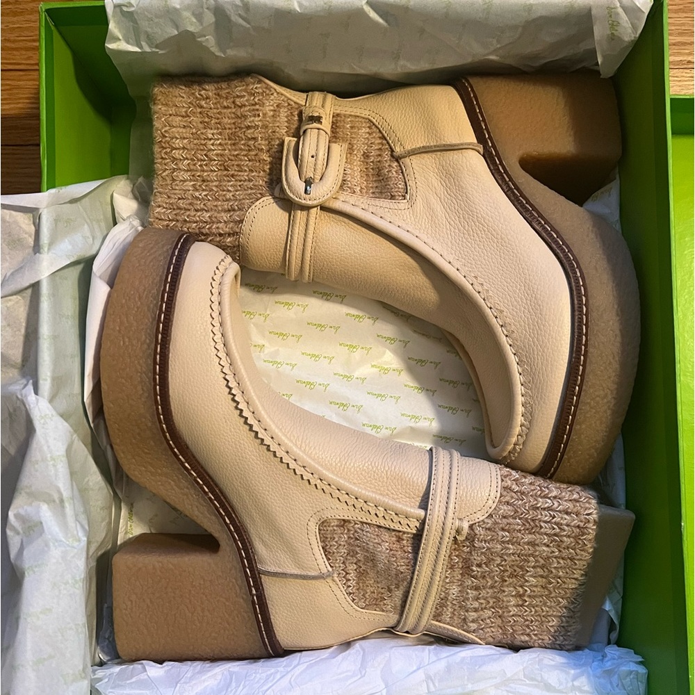 Sam Edelman Sidney Bootie - Platform Knit Insulated - Size 6.5 - never worn